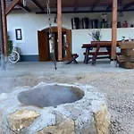 Kisleshegy Vendeghaz * Dörgicse