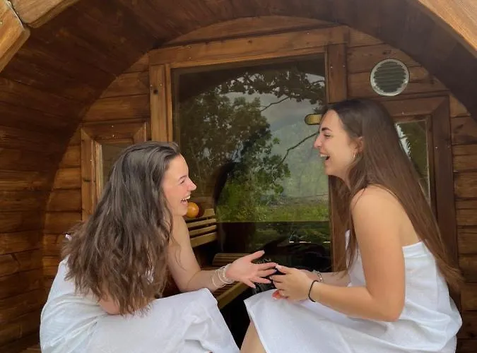 Kisleshegy Vendeghaz Willa