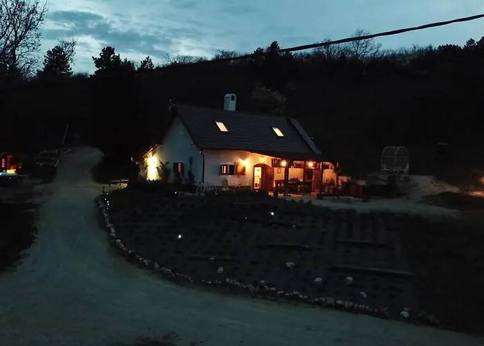 Kisleshegy Vendeghaz * Dörgicse