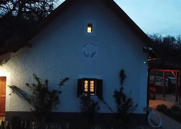 Kisleshegy Vendeghaz