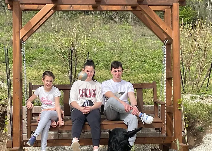 Kisleshegy Vendeghaz *